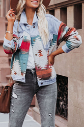 Chaqueta vaquera informal de manga larga con cuello vuelto, hebilla y patchwork con estampado urbano